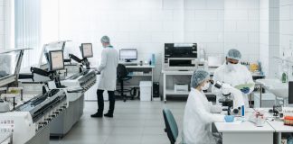 Nietrzymanie moczu po porodzie: ćwiczenia dna miednicy, pessary czy zabieg laserowy?